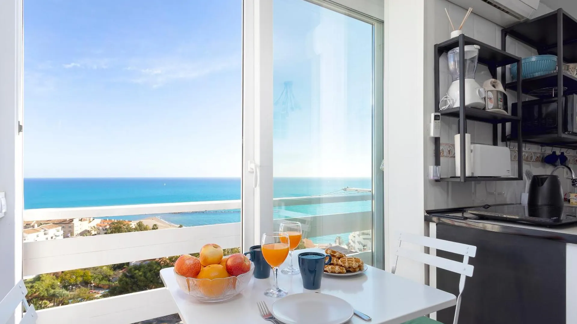 Sunstay Blueview Loft Benalmadena 0*,